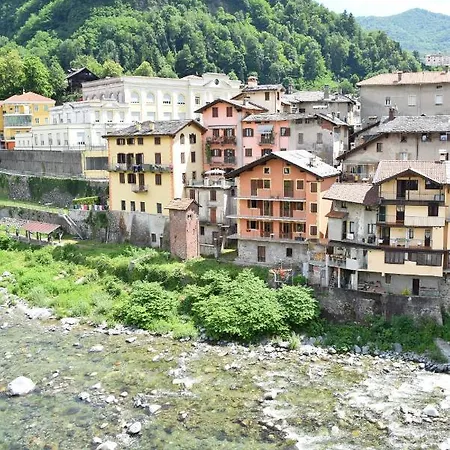 Attico Sul Fiume * Varallo