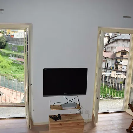 Attico Sul Fiume Varallo