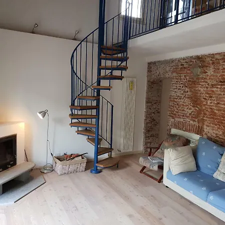Attico Sul Fiume Apartament *